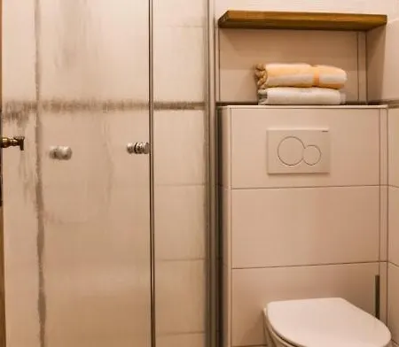 Bed and breakfast Gaestehaus In 3*