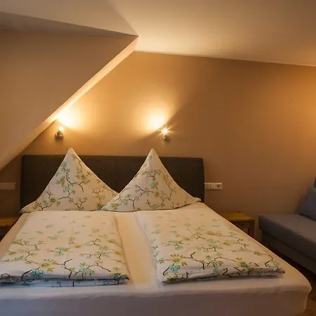 Gaestehaus In 3* Valwig
