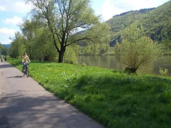 Gaestehaus In ベッド・アンド・ブレックファスト ヴァルヴィヒ